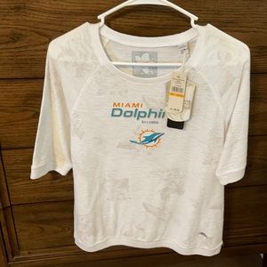 NWT Tommy Bahama Floral Blitz Tee